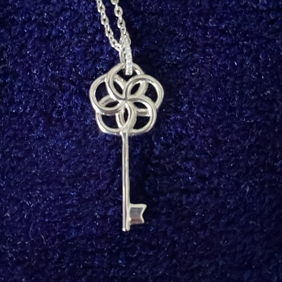 Key Necklace - Picture 3 of 4